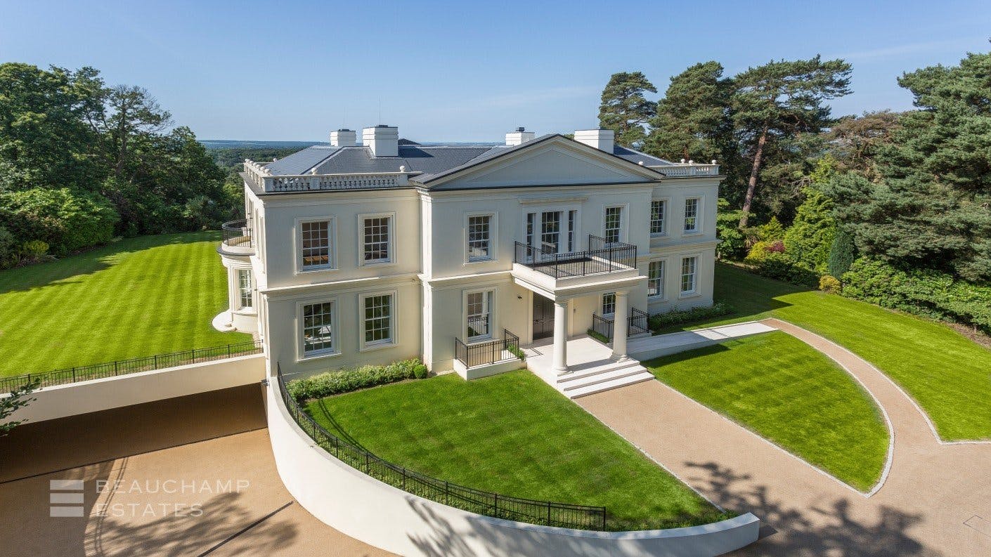 Camp End Manor, St George’s Hill, KT13 - - New York City Townhouse Real Estate