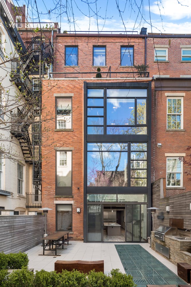 109 Waverly Place - 8c805fa1-d9e9-48a2-9a88-d2d7ad76de49 - New York City Townhouse Real Estate