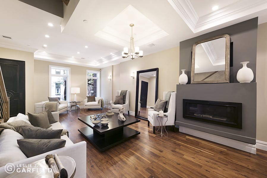 244 East 48th Street - 59391f5a-78e6-448c-9f1d-514ed2db95da - New York City Townhouse Real Estate