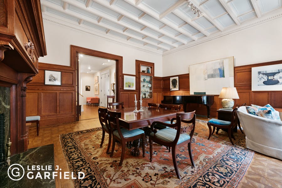 42 West 70th Street - bf2cf381-b64b-4c39-840b-dee8116d861a - New York City Townhouse Real Estate
