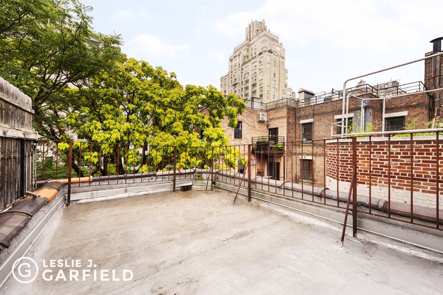83 Riverside Drive - bf2cf381-b64b-4c39-840b-dee8116d861a - New York City Townhouse Real Estate
