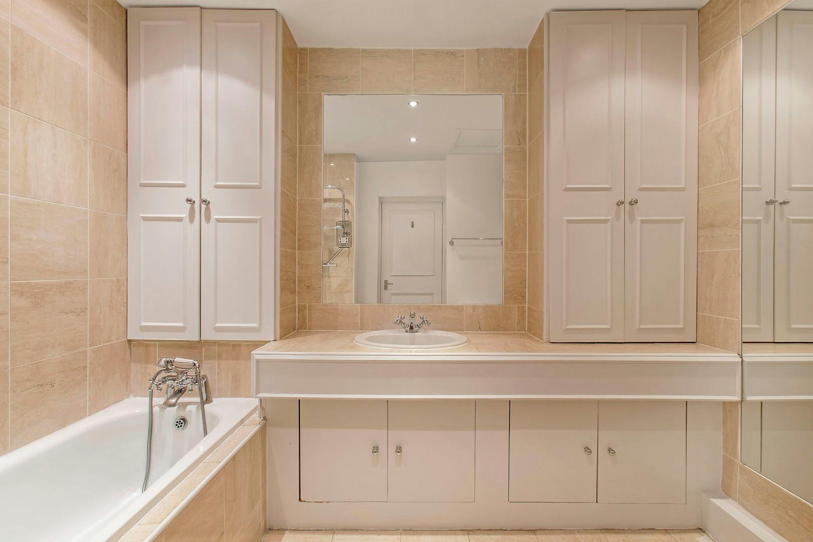 Westgate Terrace, SW10 - - New York City Townhouse Real Estate
