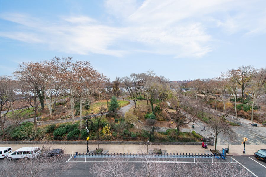142 East End Avenue - 43a88703-21d9-4d31-8b43-5bc860f07760 - New York City Townhouse Real Estate