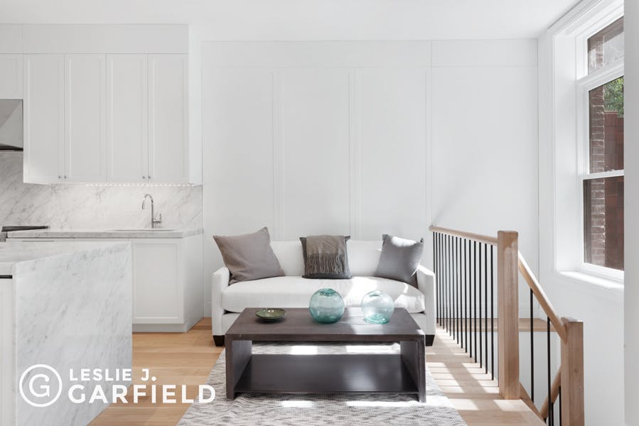310 West 88th Street - bf2cf381-b64b-4c39-840b-dee8116d861a - New York City Townhouse Real Estate