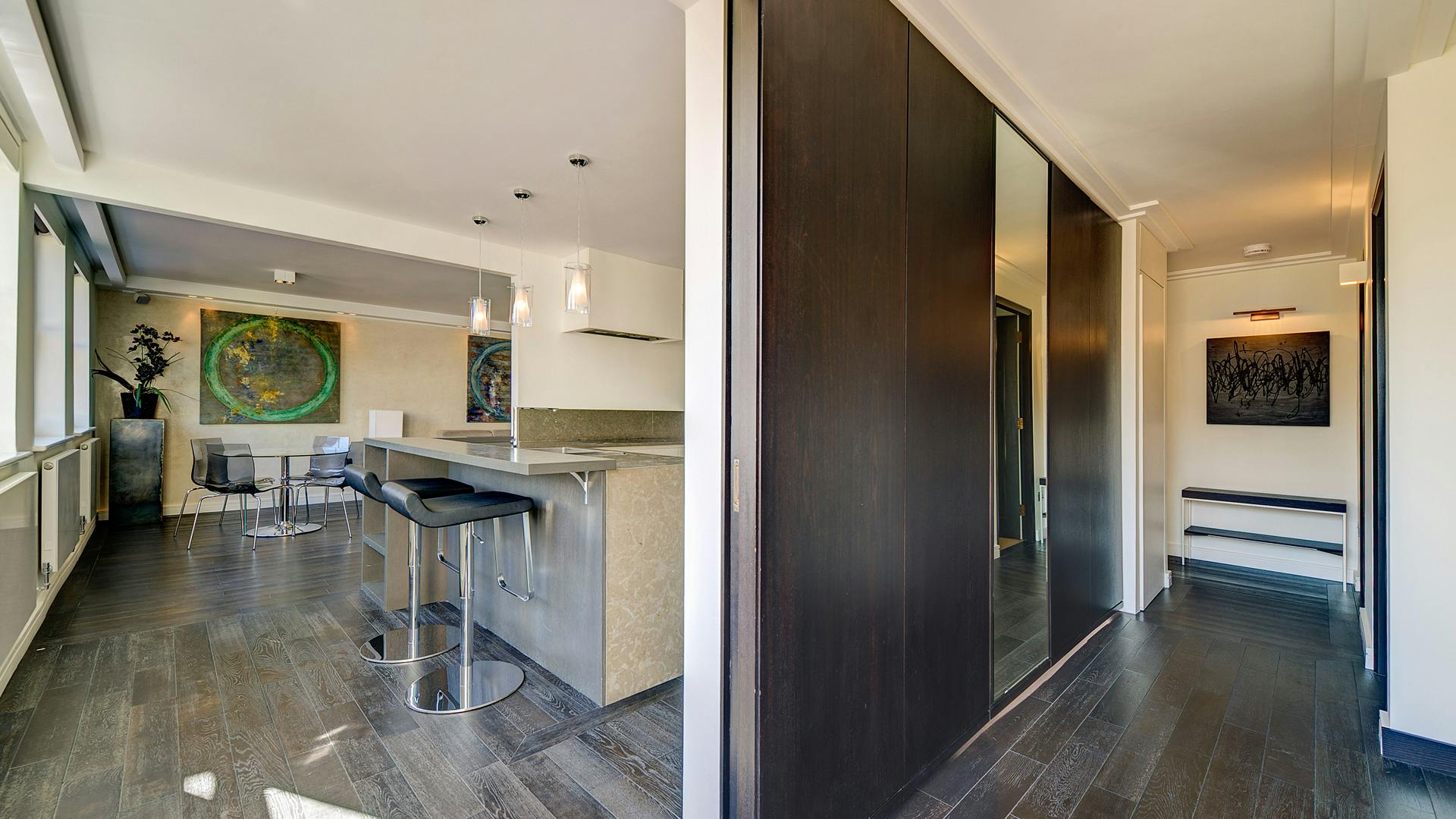 Grosvenor Square - - New York City Townhouse Real Estate