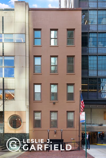 210 East 49th Street - 59391f5a-78e6-448c-9f1d-514ed2db95da - New York City Townhouse Real Estate
