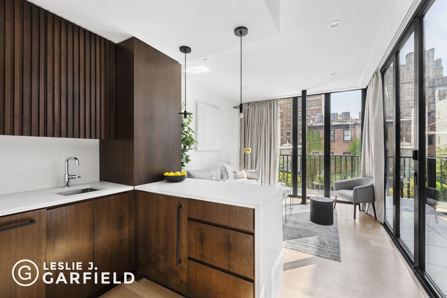 72 Middagh Street - b9717650-7b0f-44d1-97c2-95e8df07873c - New York City Townhouse Real Estate