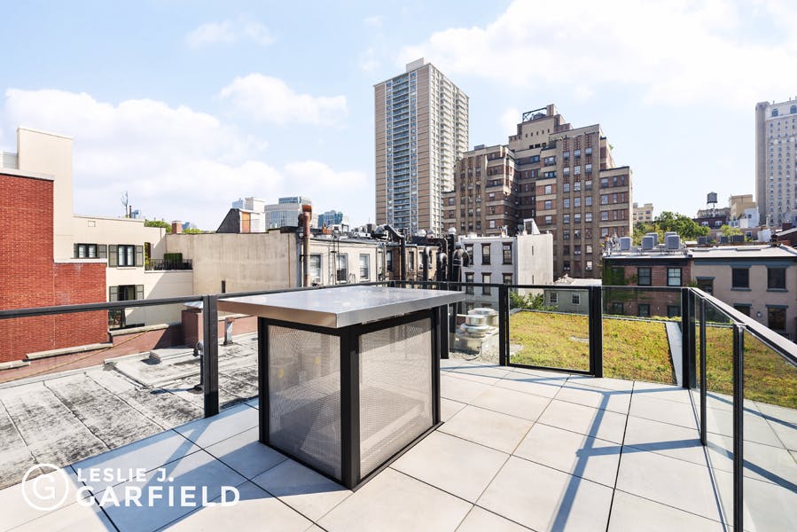 72 Middagh Street - b9717650-7b0f-44d1-97c2-95e8df07873c - New York City Townhouse Real Estate