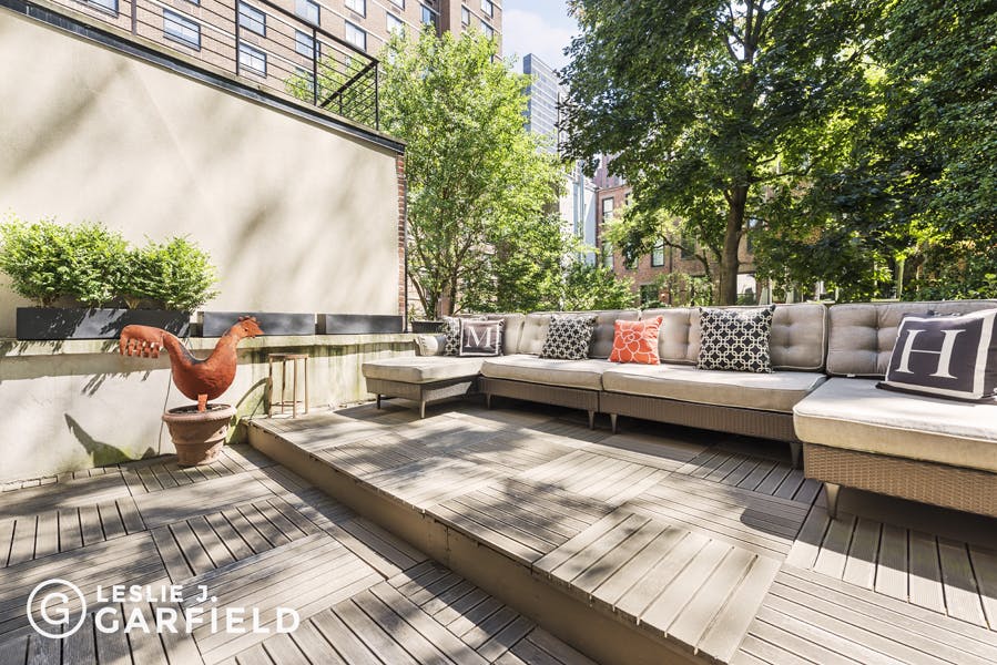 174 East 95th Street - 43a88703-21d9-4d31-8b43-5bc860f07760 - New York City Townhouse Real Estate
