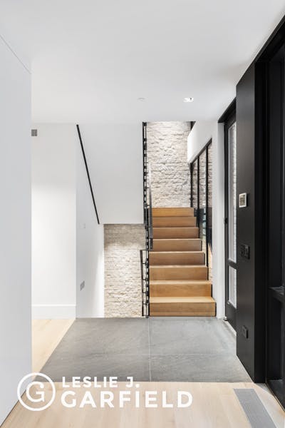 37 Clarkson Street - 9beea2ab-055a-44a6-979c-c3bd95a8a0f0 - New York City Townhouse Real Estate