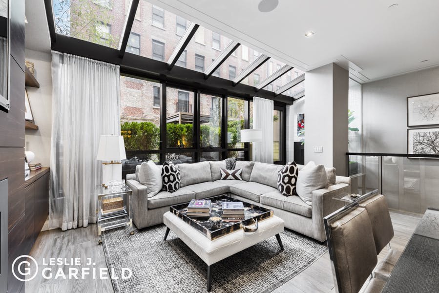 385 West 12th Street #T4 - 9beea2ab-055a-44a6-979c-c3bd95a8a0f0 - New York City Townhouse Real Estate