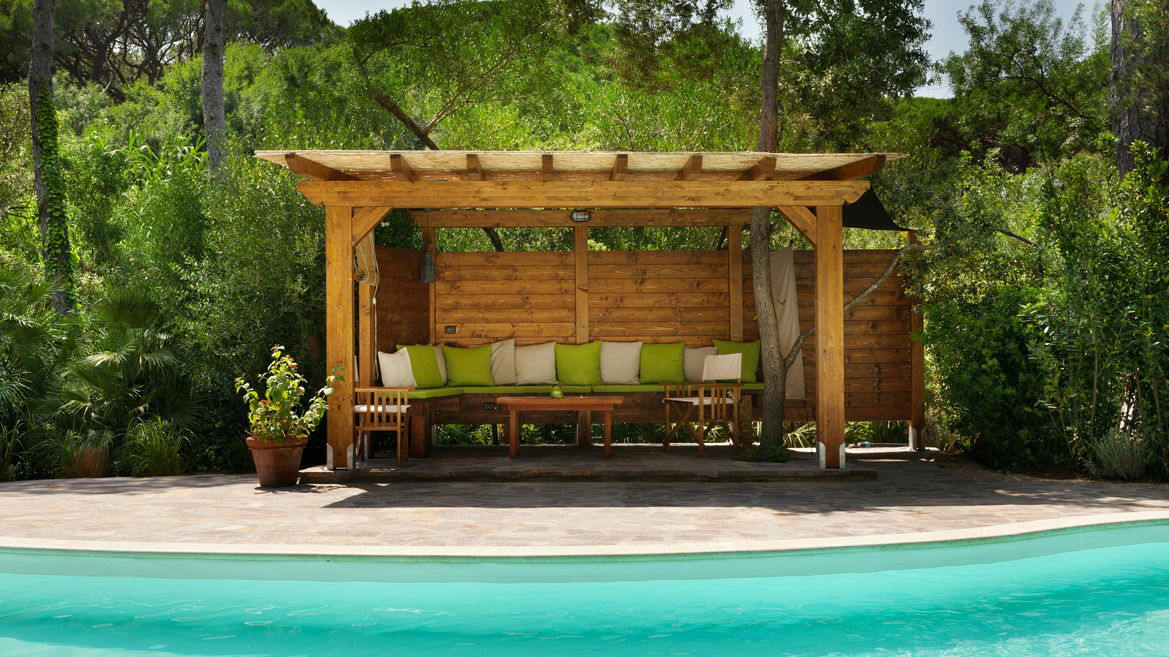 Roccamare, Italy - - New York City Townhouse Real Estate