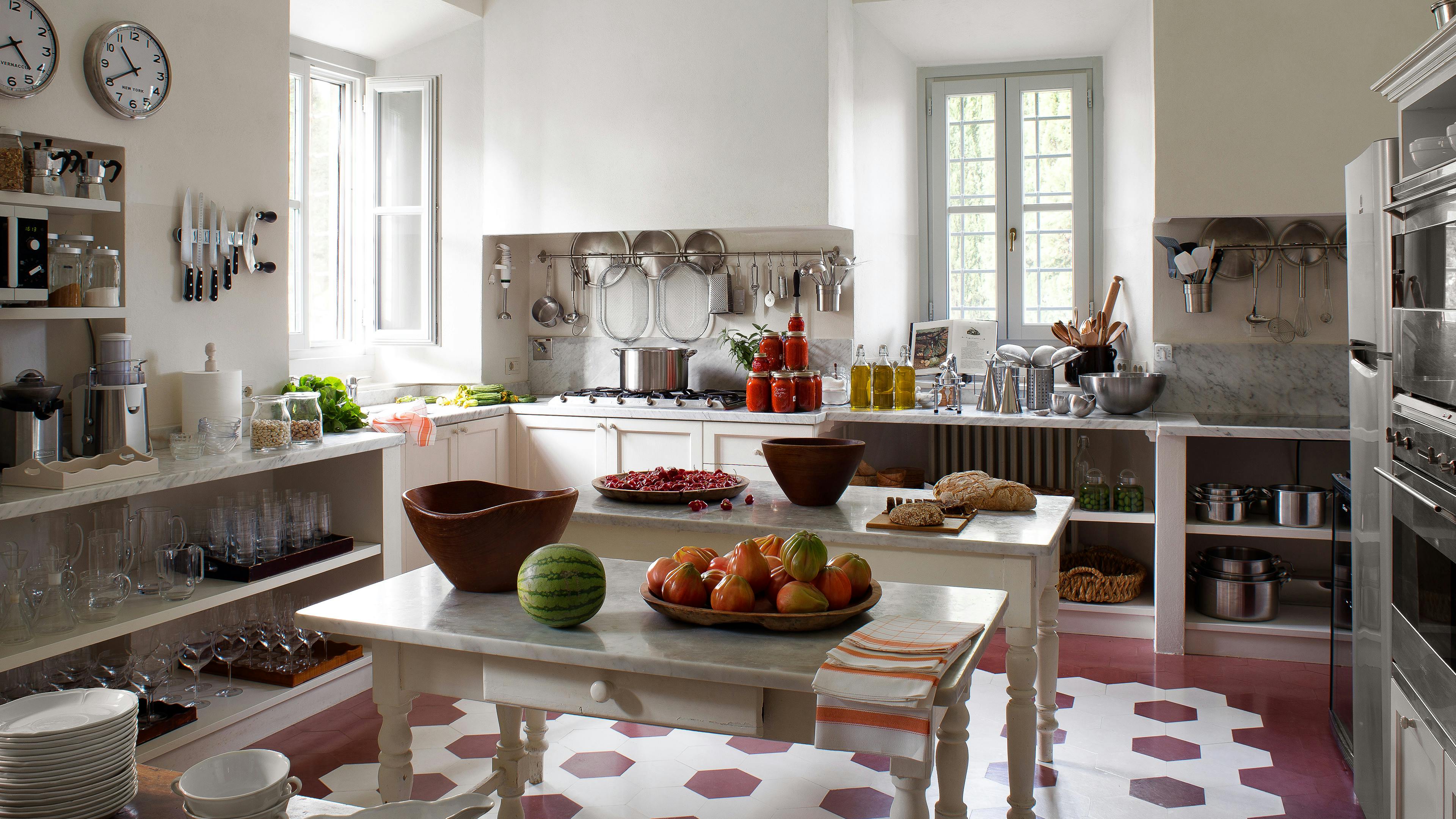 Classic Renaissance Villa, Italy - - New York City Townhouse Real Estate