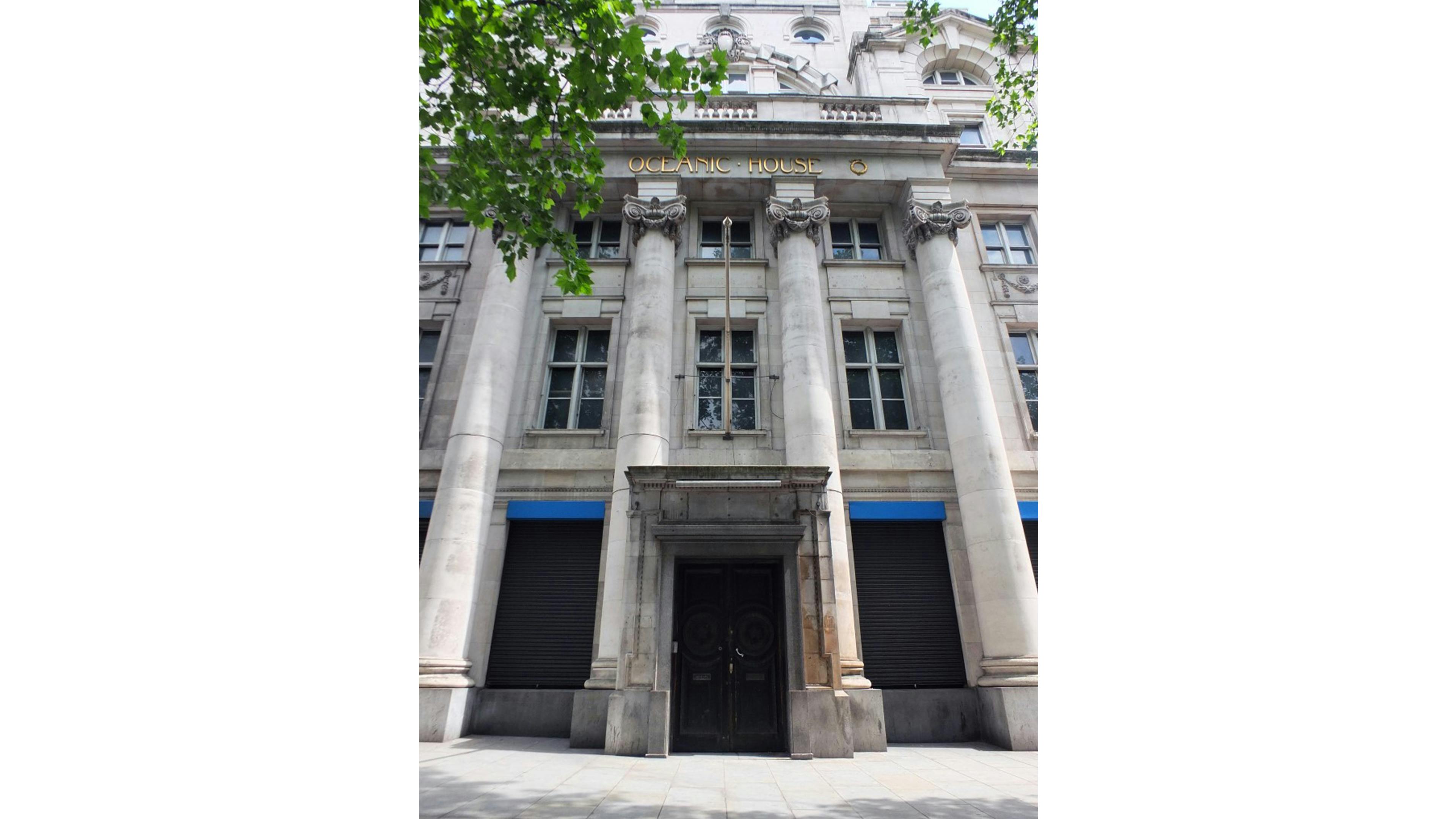 Oceanic House, Trafalgar Square - - New York City Townhouse Real Estate